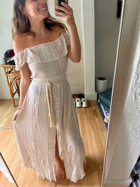 Z & L Boho Off Shoulder Ruffle Maxi Dress Cream Belted 100% Viscose